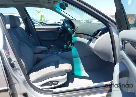 2002 BMW 325I from USA, damaged, VIN WBAEV33412KL72751